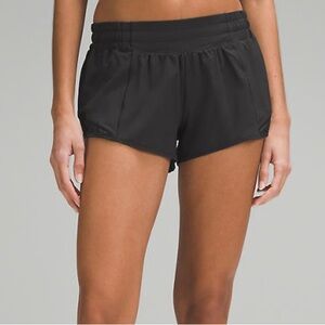Lululemon black Hotty Hots “2.5